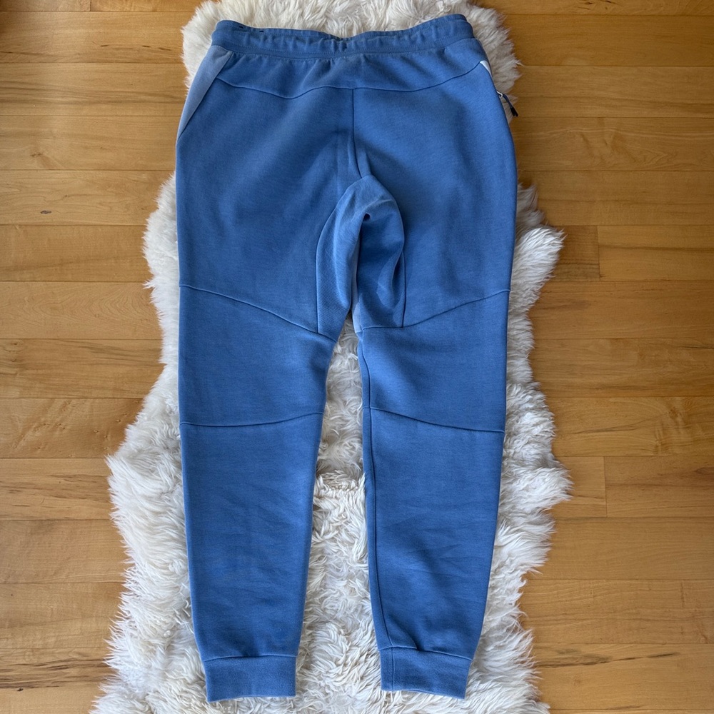 Nike Men’s Tech Blue Jogger Pants, size Small - Picture 6 of 6